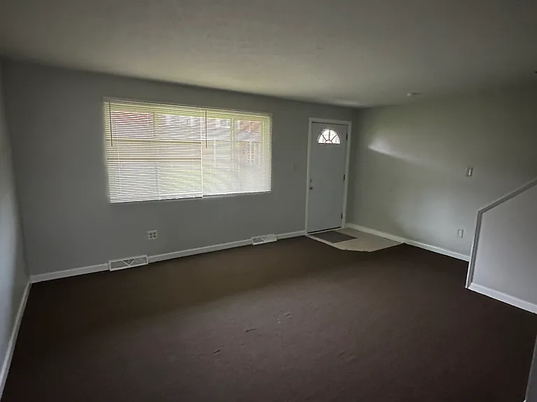 4878 Banbury Ct #4 — Photo 15