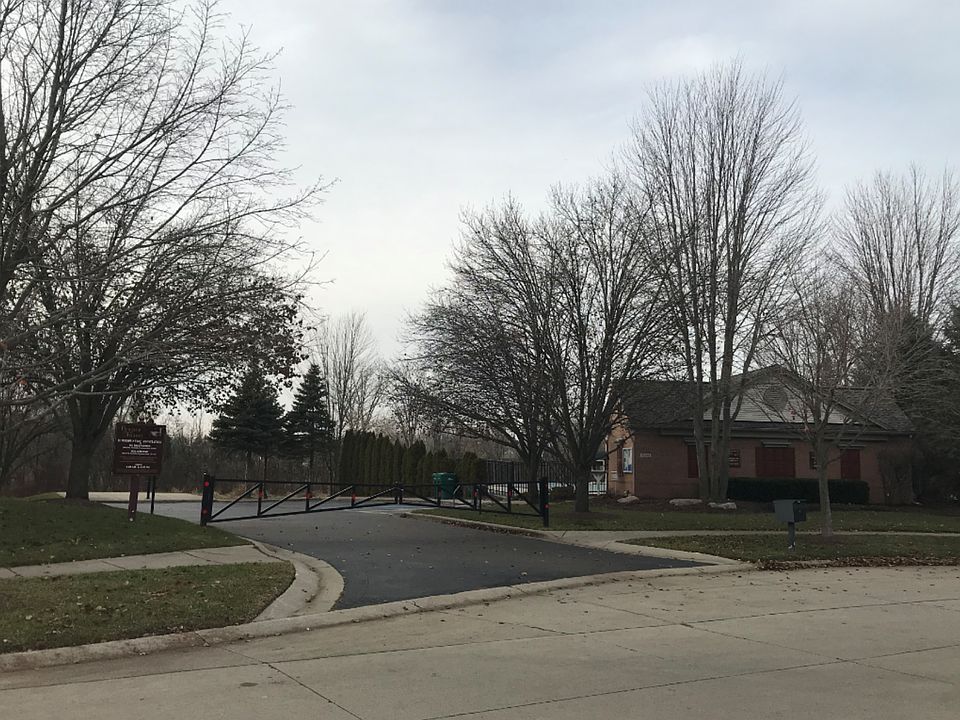 2nd image of 54244 Audubon Dr