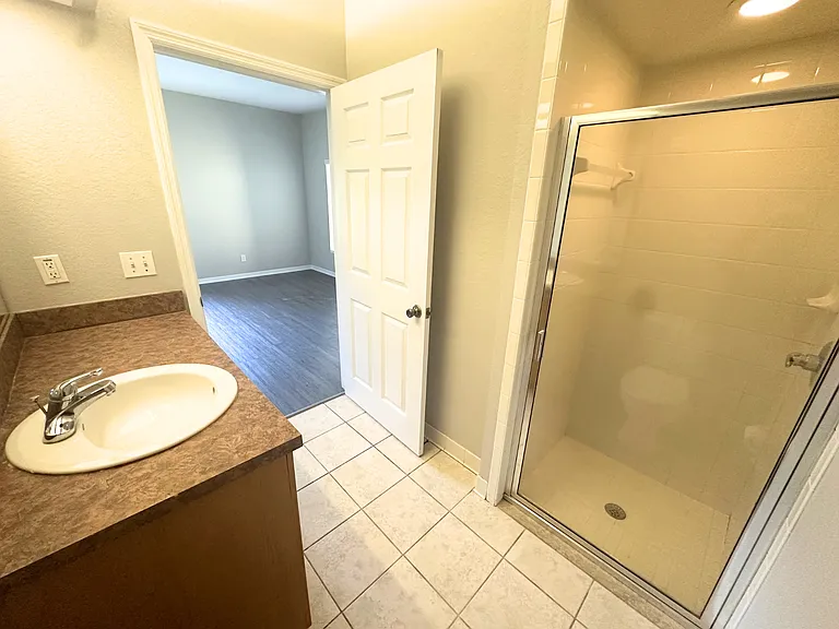 1704 Eagle Pond Dr #1704 — Photo 10
