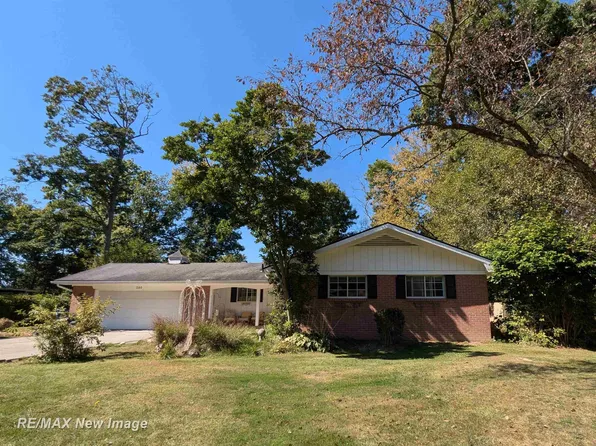 240 Gaslight Ln, Saginaw, MI 48609