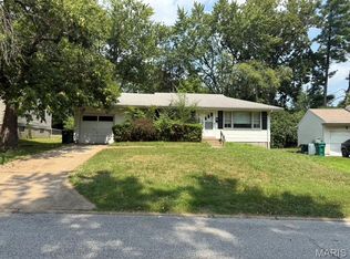 1509 Fathom Dr, Saint Louis, MO 63137