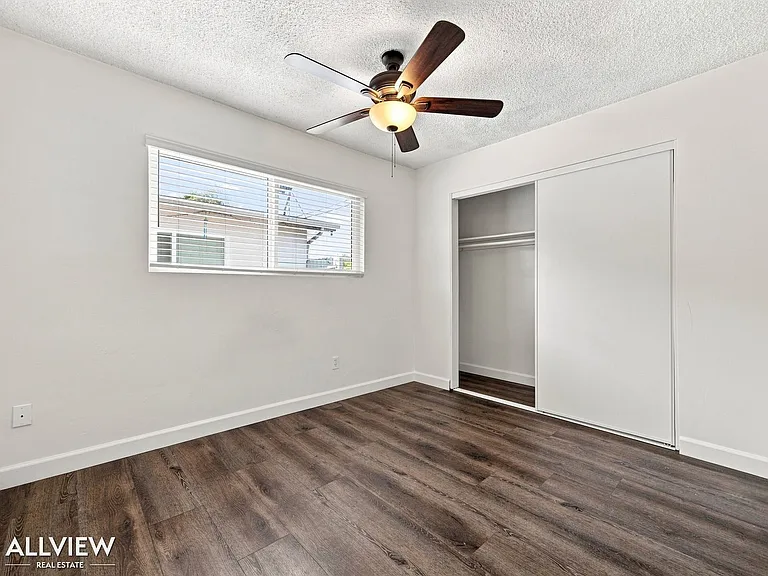 1245-1251 Lyons Ln — Photo 17