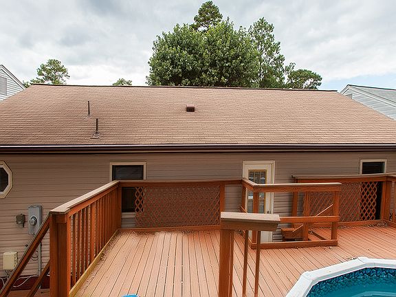 5th image of 954 Red Oak Cir