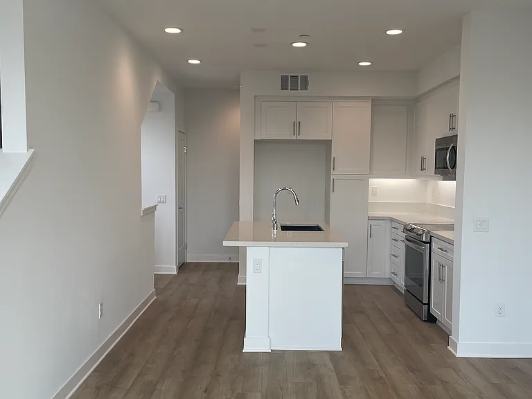 2560 Valentina Way #1 — Photo 1