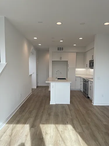 2560 Valentina Way Photo 1