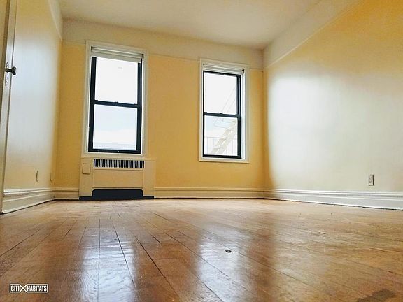 3rd image of 2106 33rd St APT A4