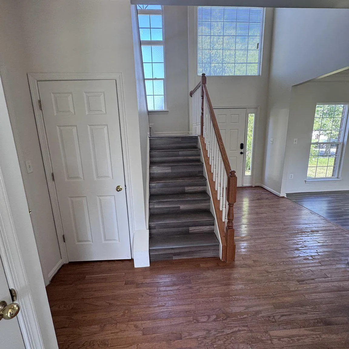 4 bed, 2.5 bath, 2248 sqft, $2,395 — Photo 2