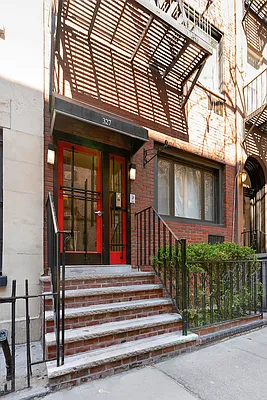 Rented by Compass | media 8