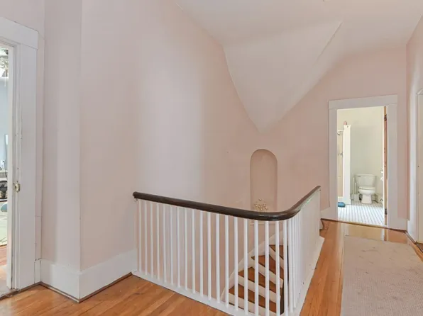 139 Hillside St #1A, Roxbury Crossing, MA 02120