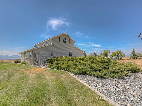 3rd image of 3525 Reservoir Ln