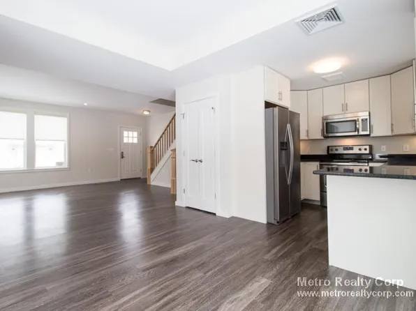 37 Cottage Park Ave, Cambridge, MA 02140