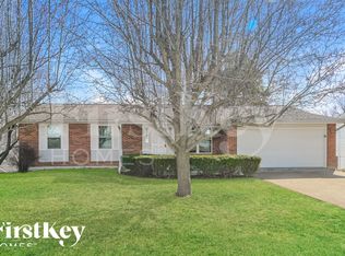 706 Boca Chica Dr, Fenton, MO 63026