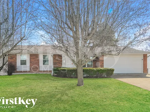 706 Boca Chica Dr, Fenton, MO 63026