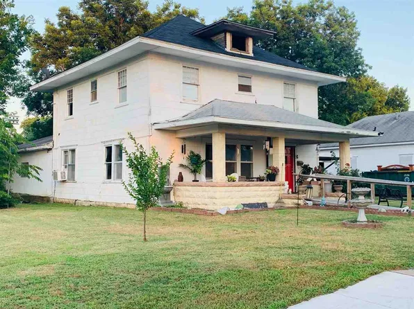 501 S 4th St, Ponca City, OK 74601