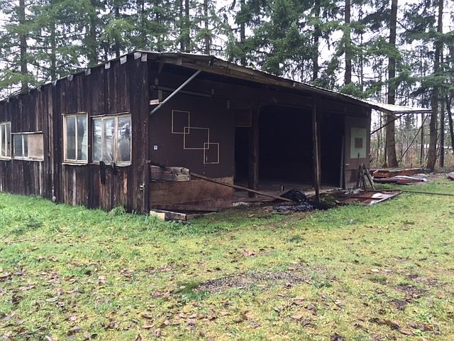 2nd image of 12727 SE Petrovitsky Rd