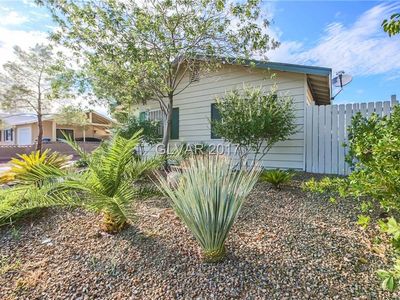 6450 Youngmont Ave, Las Vegas, NV, 89103