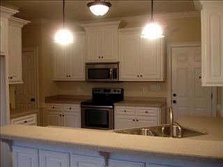 3rd image of 200 Eagles Pointe Dr