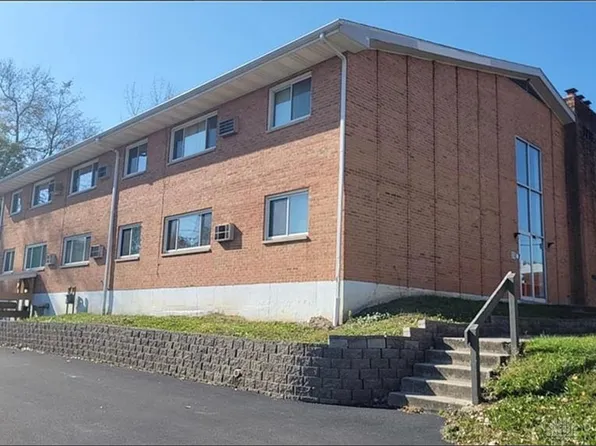 1718 Radio Rd, Dayton, OH 45403