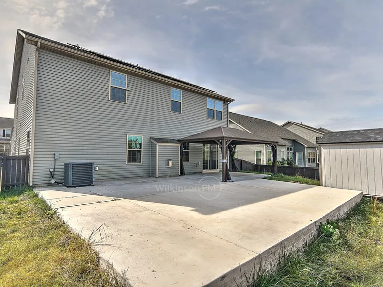 1868 Scarbrough Cir — Photo 48