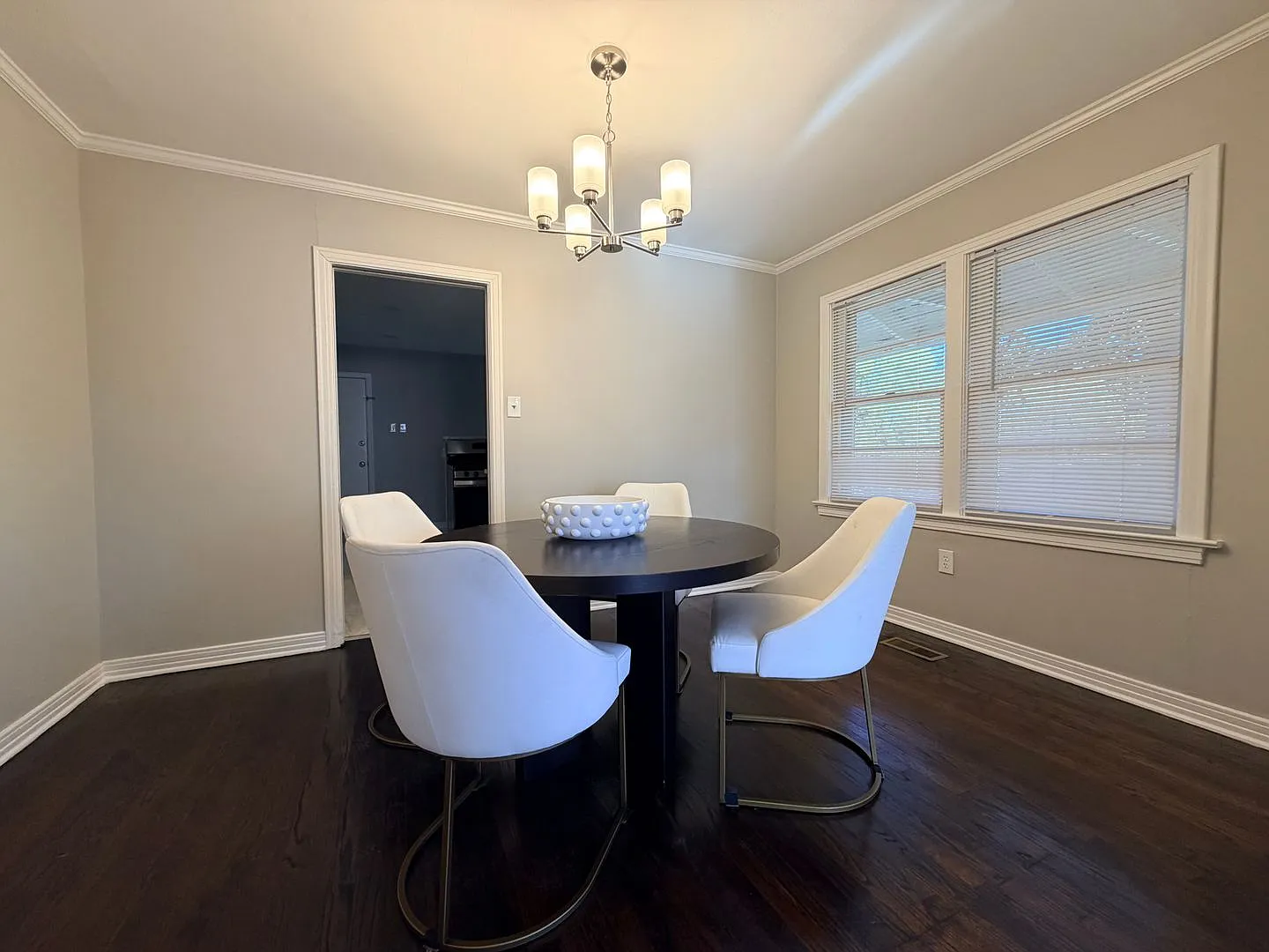 Fully Remodeled Hillcrest Gem! — Photo 3