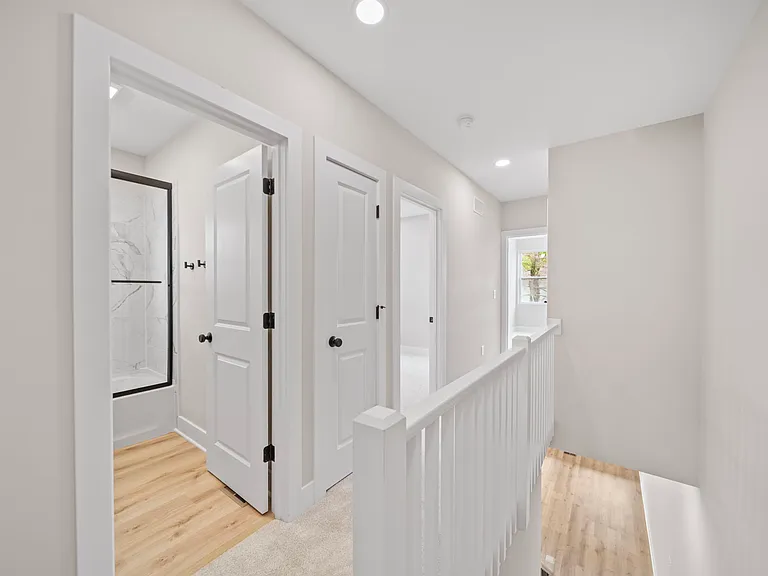 2589 Dayton Ave — Photo 30