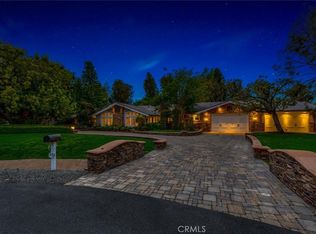 752 N Creekview Dr, Orange, CA 92869