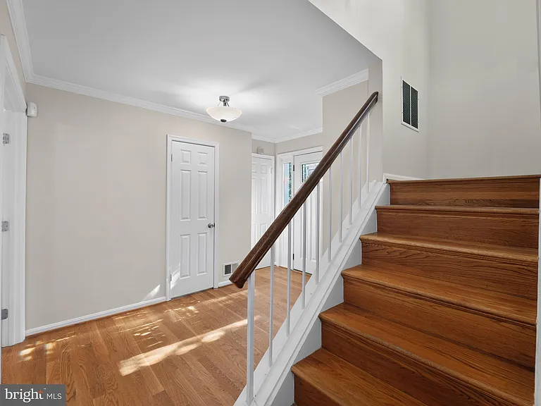 7740 Bristol Square Ct — Photo 4