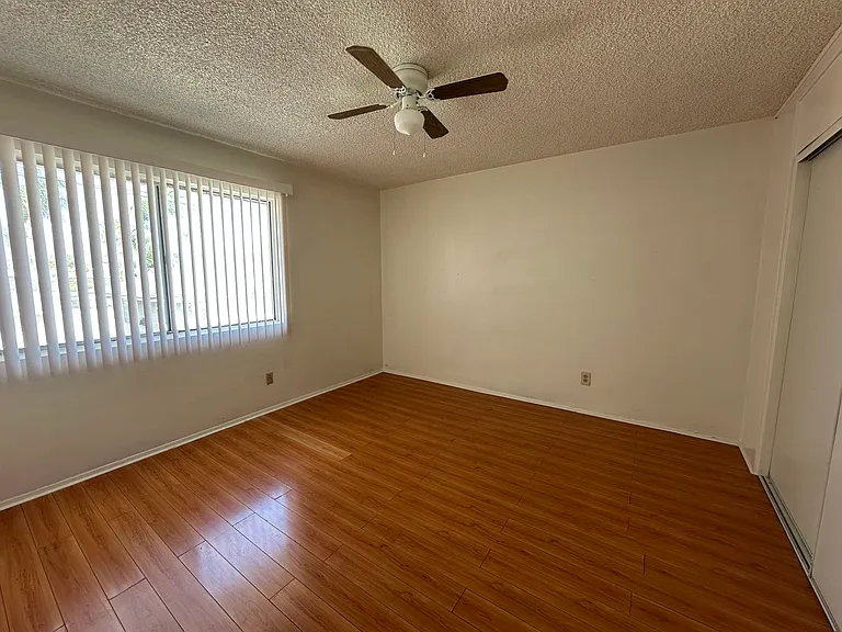 4860 Canoga St #N — Photo 14