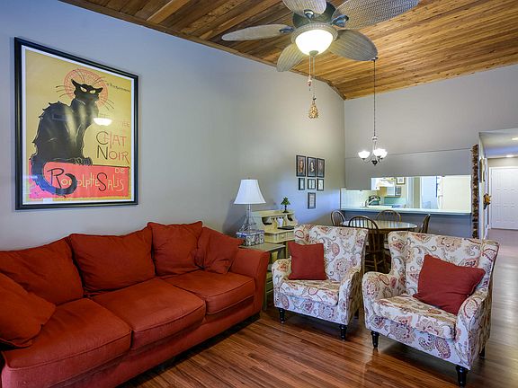 4th image of 1675 S Fiske Blvd APT 257