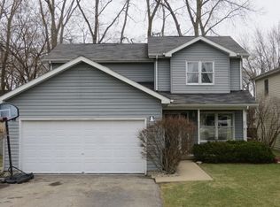 127 Adams Ave, Ingleside, IL 60041