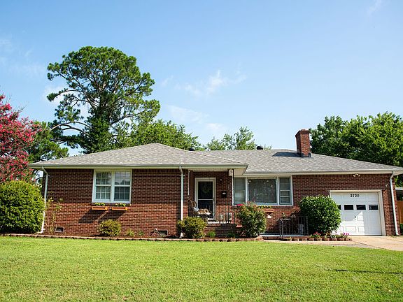 2nd image of 2700 Greendale Ave