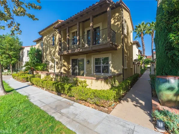 711 E Valencia St, Anaheim, CA 92805