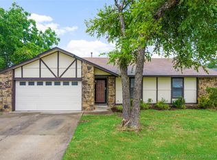 477 E 136th Pl, Glenpool, OK 74033