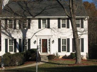 2076 Vicksburg Dr, Lawrenceville, GA 30044