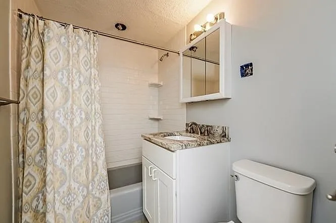 50 Green St #214 — Photo 4
