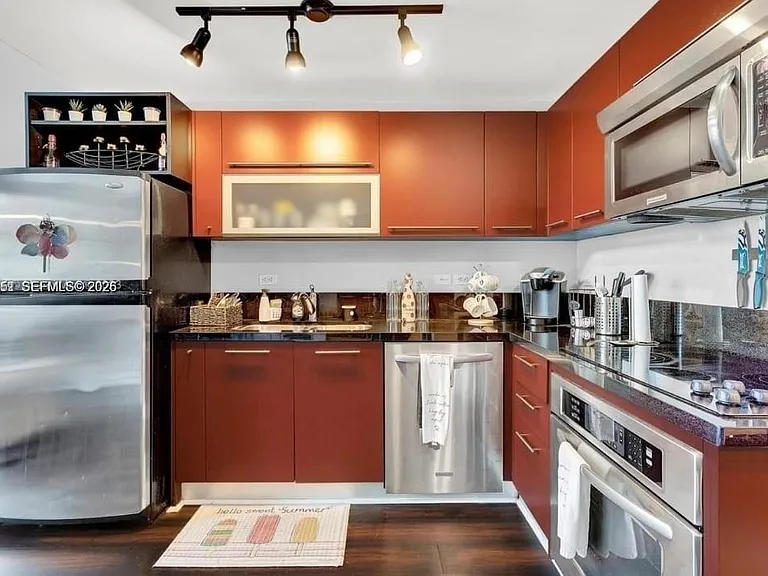 244 NE Biscayne Blvd #440 — Photo 25