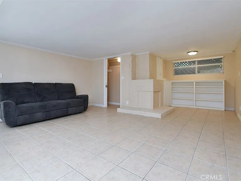 14334 1/2 Tiara St — Photo 5