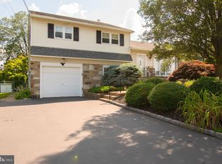 1235 Tulip Rd, Warminster, PA 18974