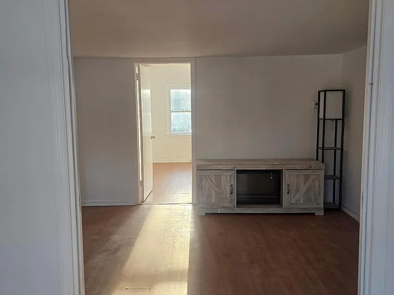 52 Robbinsville Allentown Rd — Photo 3