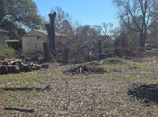 914 Reeves St, Conroe, TX 77301