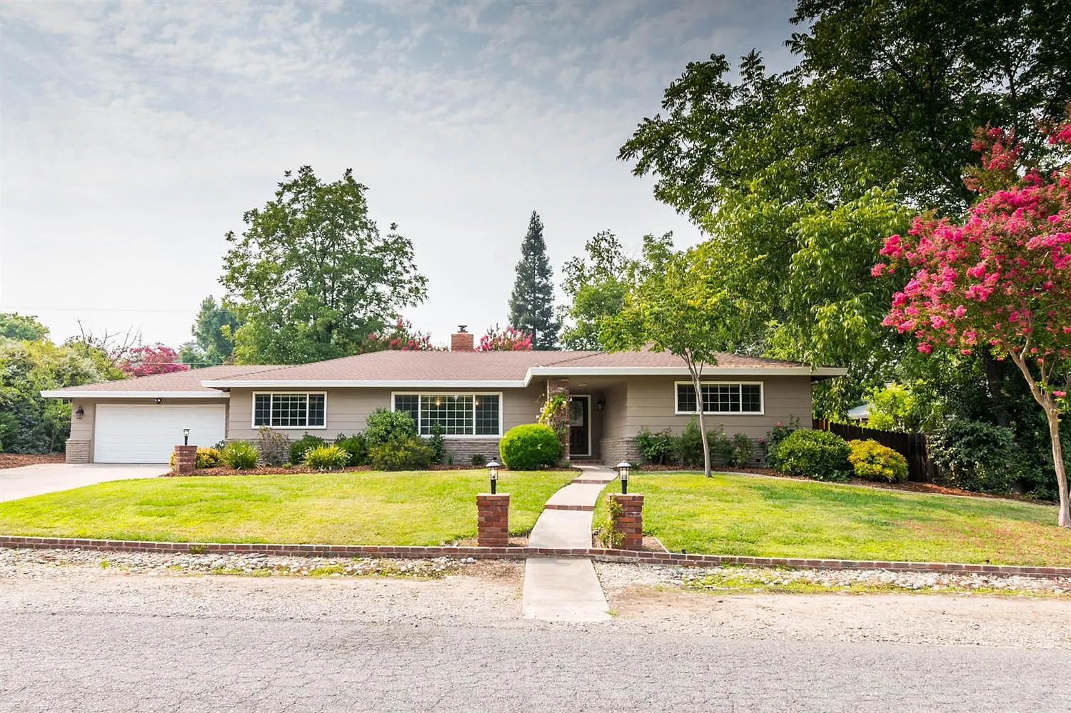 4321 Marshall Ave photo 1