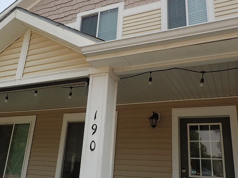 190 E Montana St #190 — Photo 2