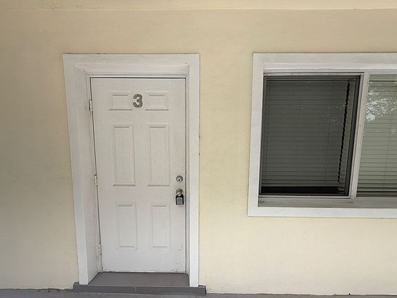 2nd image of 3009 N Andrews Ave APT 3