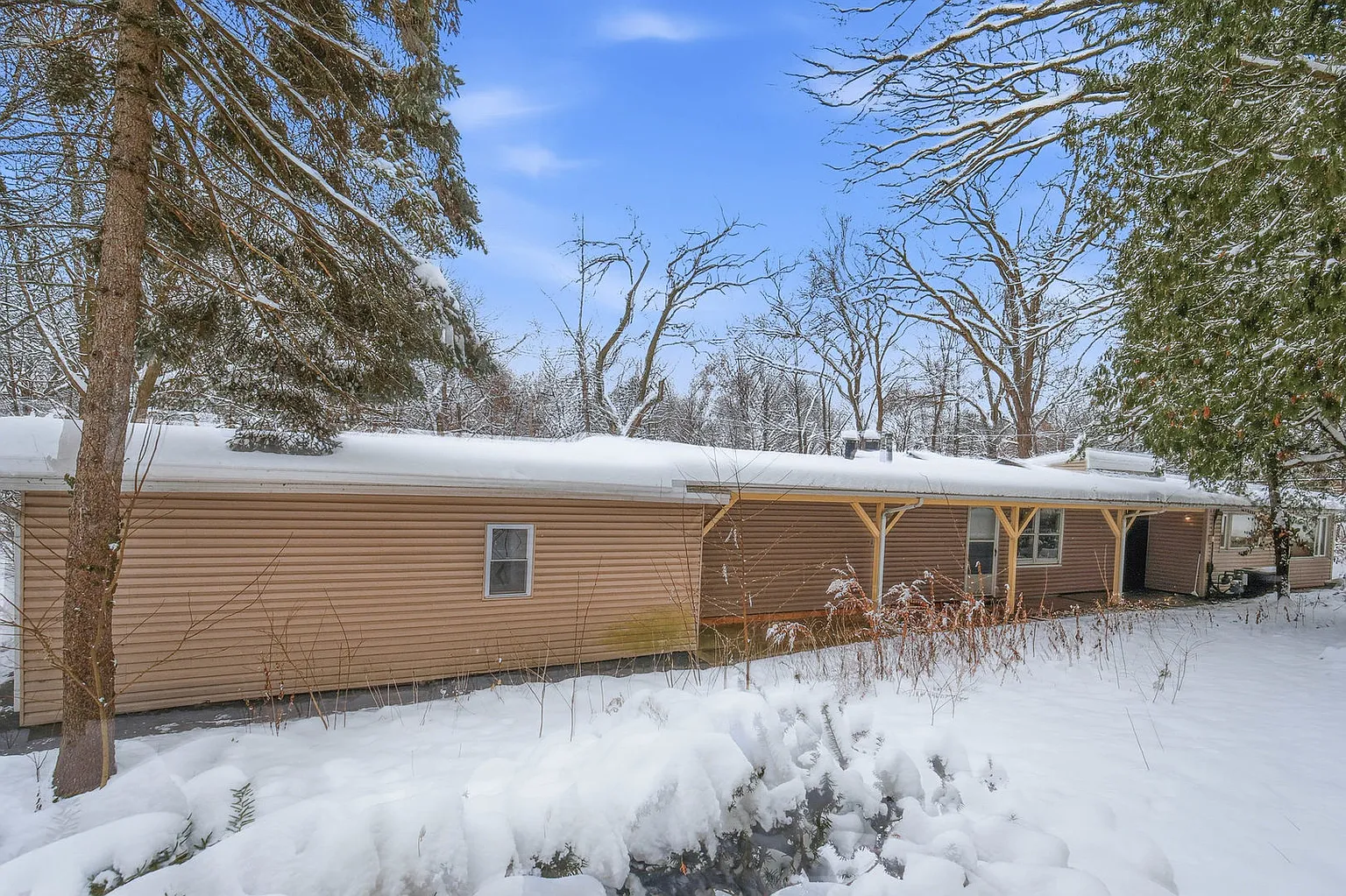 529 W Creekwood Dr photo 1