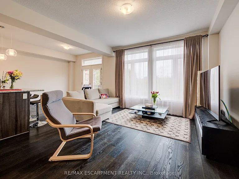 3352 Stalybridge Dr — Photo 10