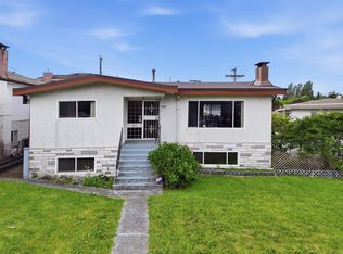 3063 Renfrew St, Vancouver, BC V5M3K7