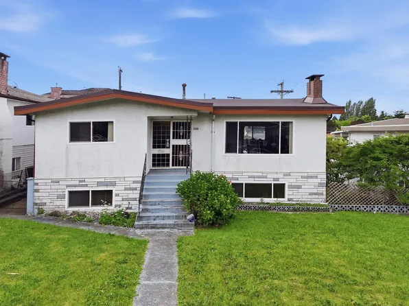 3063 Renfrew St, Vancouver, BC V5M 3K7