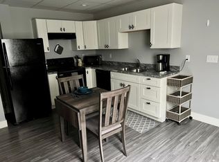 421 N 20th St #101, Quincy, IL 62301