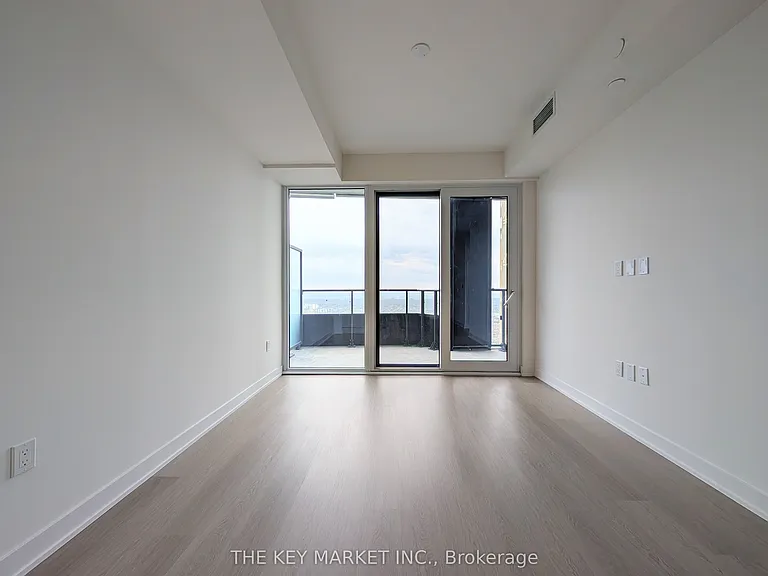 448 Burnhamthorpe Rd W #4610 — Photo 16