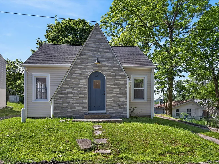 60 W Jeanibo Rd — Photo 1